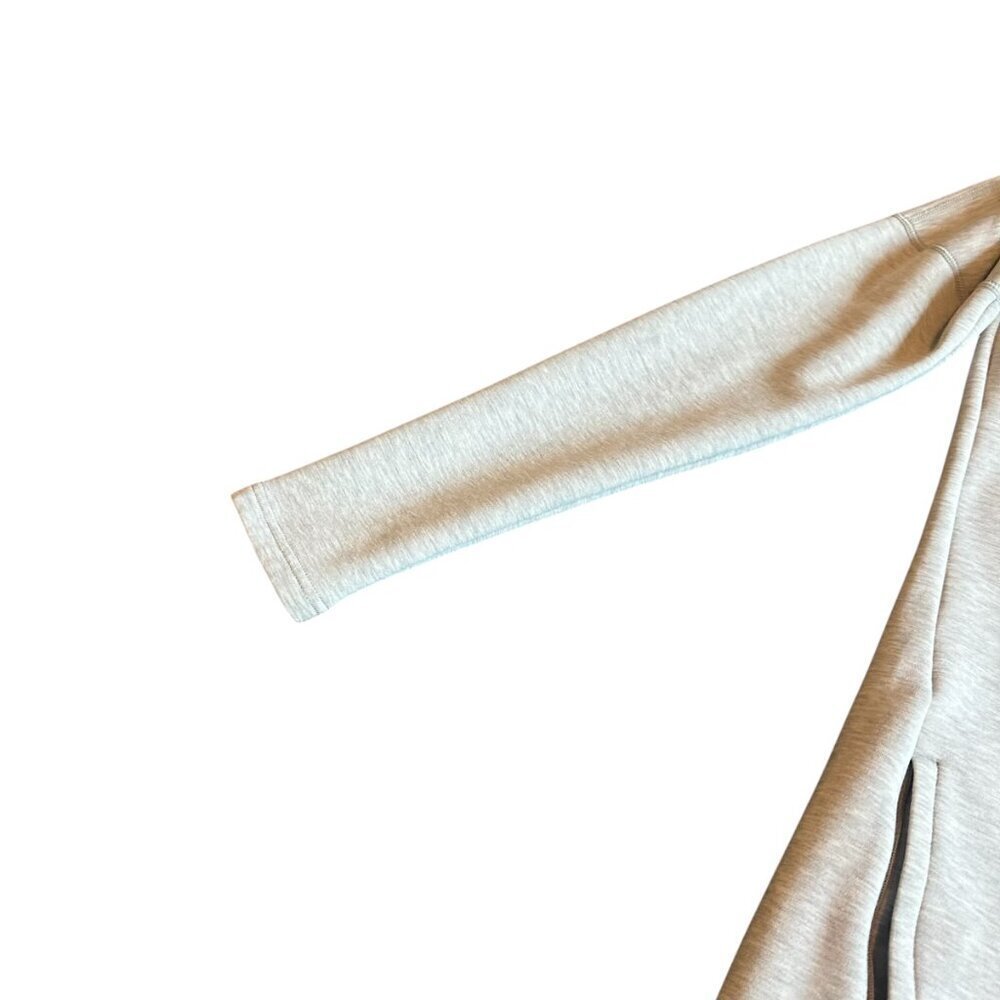 Athleta Grey Long Sleeve Shift Dress Stretchy Classic Athleisure Size Small - Picture 3 of 12